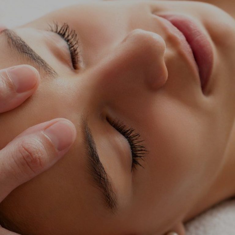 Macro Relaxing Facial Massage Picture Id487692566